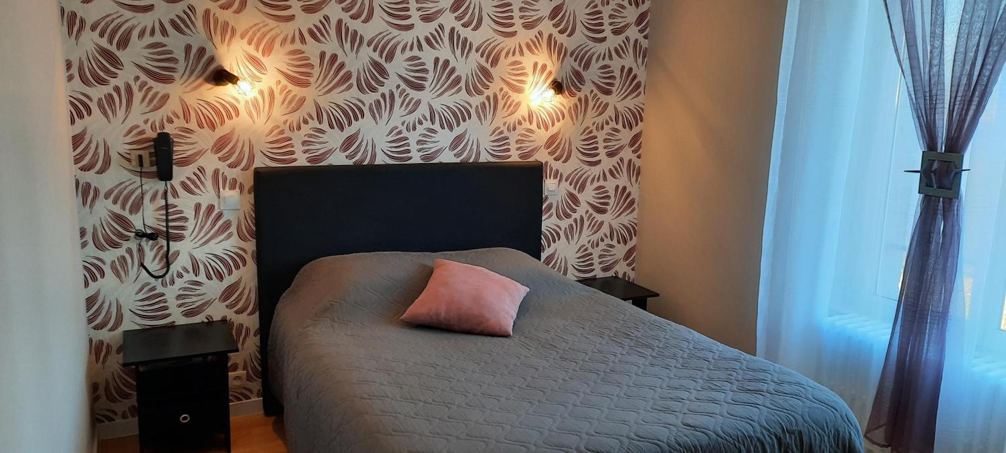 Le Gue De Genes Otel Ambrieres Les Vallees Dış mekan fotoğraf