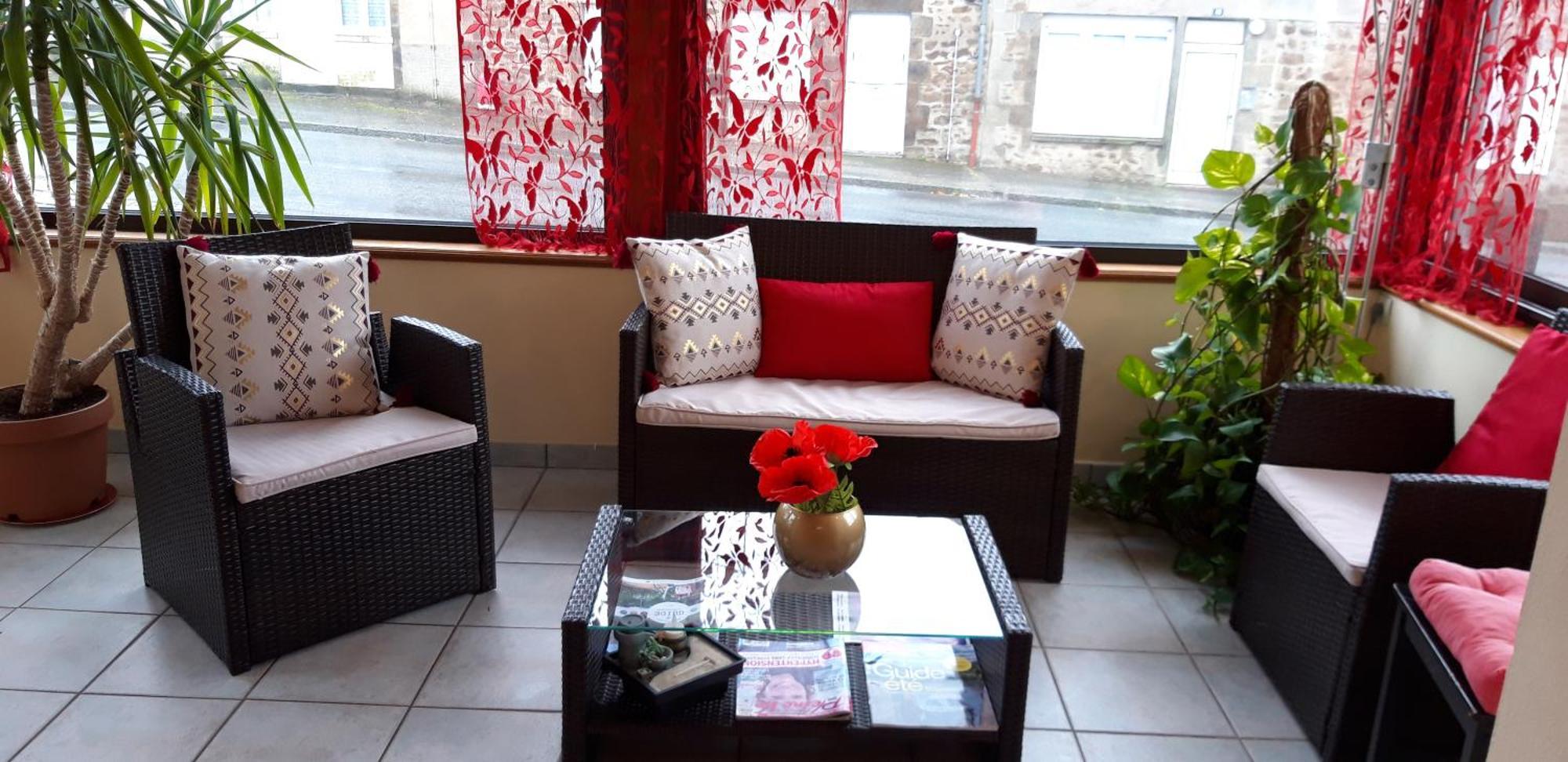 Le Gue De Genes Otel Ambrieres Les Vallees Dış mekan fotoğraf